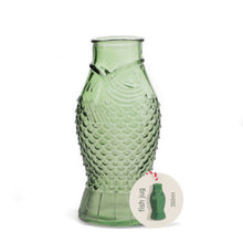 Afbeelding in Gallery-weergave laden, Vaas - vis groen glas - Rex London