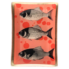 Afbeelding in Gallery-weergave laden, Glazen bordje rechthoekig met vissen - Love Plates