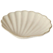 Afbeelding in Gallery-weergave laden, Serveerschaaltje Keramiek Schelp - Taupe