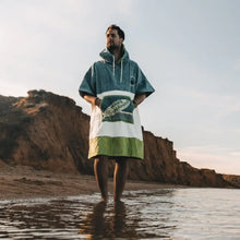 Afbeelding in Gallery-weergave laden, Surfponcho Curitiba - L - Wave Hawaii