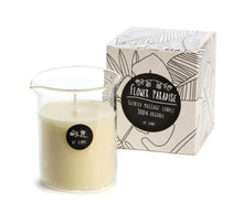Afbeelding in Gallery-weergave laden, Kaars Massage Candle Flower Paradise - Rustik Lys by Kimmi
