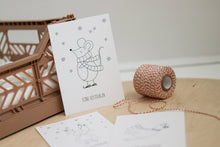 Afbeelding in Gallery-weergave laden, Kerstkleurkaarten set - Juulz Illustrations - A6 met envelop