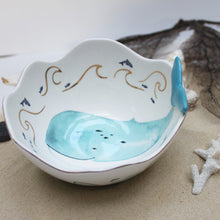Afbeelding in Gallery-weergave laden, Schaal walvis - By the Sea - House of Disaster