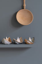 Afbeelding in Gallery-weergave laden, Vouwbootje Segel - Jurianne Matter