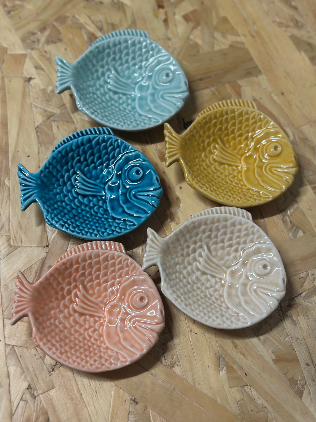 Serveerschaaltje vis rond - small