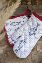 Afbeelding in Gallery-weergave laden, Ovenwant - vissen patroon - Clayre &amp; Eef
