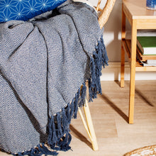 Afbeelding in Gallery-weergave laden, Plaid - Zeeblauw met visgraat - Sass &amp; Belle
