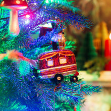 Afbeelding in Gallery-weergave laden, Kerstbal Caravan met lichtjes
