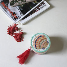 Afbeelding in Gallery-weergave laden, Sierraad doosje met schelp - House of Disaster
